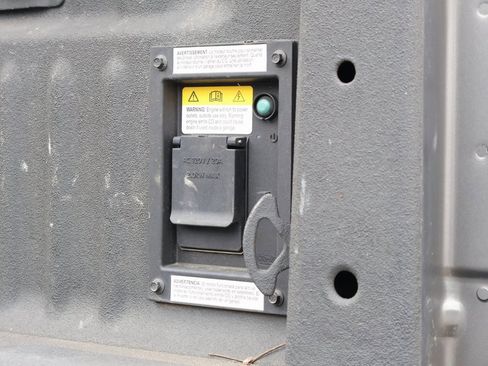 Used 2023 Ford F250 Platinum w/ FX4 Off-Road Package image 36