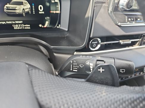 Used 2024 Mitsubishi Outlander SE AWD/4WD image 19