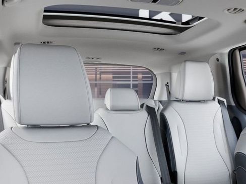 New 2025 Kia Carnival SX Prestige image 27