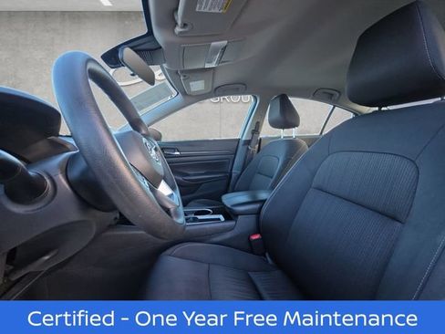 Certified 2024 Nissan Altima 2.5 SV FWD image 19