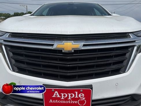 Used 2024 Chevrolet Equinox LT FWD image 3