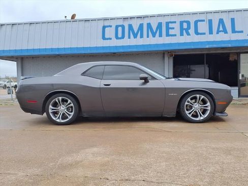 Used 2021 Dodge Challenger R/T image 4