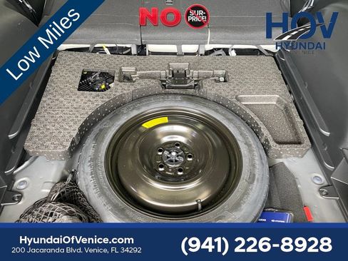 Certified 2025 Hyundai Tucson Limited FWD image 41