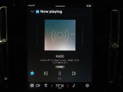 Used 2022 Volvo C40 P8 Recharge Ultimate image 34