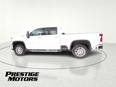Used 2022 Chevrolet Silverado 3500 High Country w/ Z71 Off-Road Package image 5