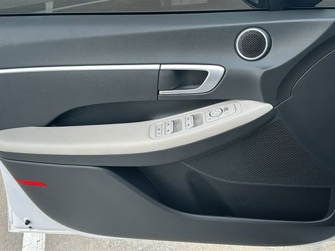 Used 2023 Hyundai Sonata SE image 19