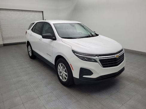 Used 2023 Chevrolet Equinox LS w/ LS Convenience Package FWD image 13