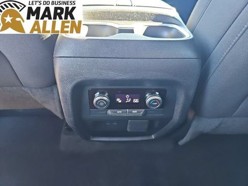 Used 2025 GMC Acadia Elevation FWD image 21
