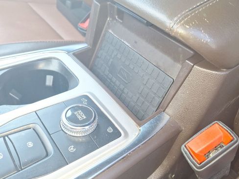 Used 2023 Ford Explorer King Ranch AWD/4WD image 15