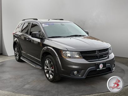 Used 2019 Dodge Journey SE w/ Blacktop Package