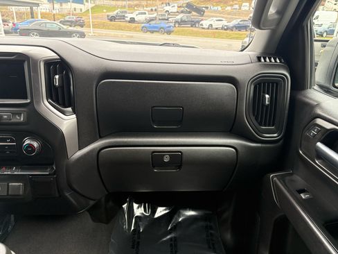 Used 2019 Chevrolet Silverado 1500 Custom Trail Boss w/ Custom Convenience Package image 25