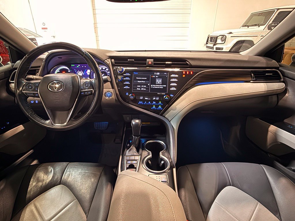 Used 2019 Toyota Camry XLE FWD image 30