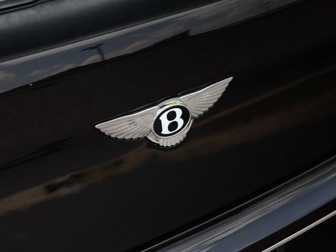 Used 2024 Bentley Continental GT image 46