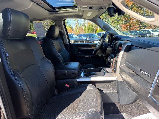 Used 2017 RAM 1500 Laramie w/ Convenience Group AWD/4WD image 29