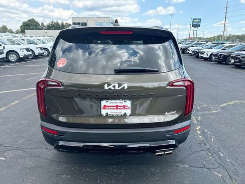 Used 2022 Kia Telluride SX w/ SX Prestige Package image 23