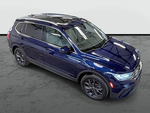 Used 2022 Volkswagen Tiguan SE AWD/4WD image 5