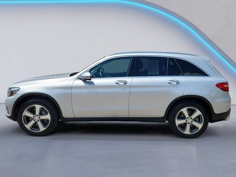 Used 2017 Mercedes-Benz GLC 300 4MATIC image 6