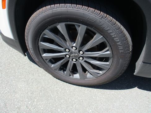 Certified 2023 Chevrolet Traverse RS AWD/4WD image 9