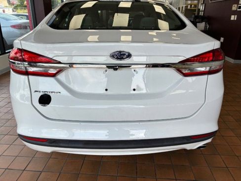 Used 2018 Ford Fusion S image 7
