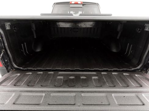 Used 2018 Chevrolet Silverado 2500 LTZ image 33