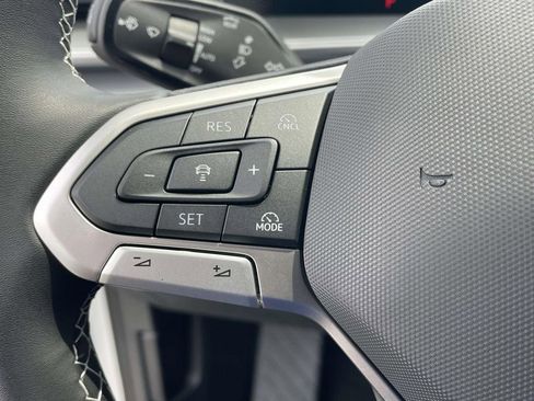 New 2026 Volkswagen Tiguan SE AWD/4WD image 36