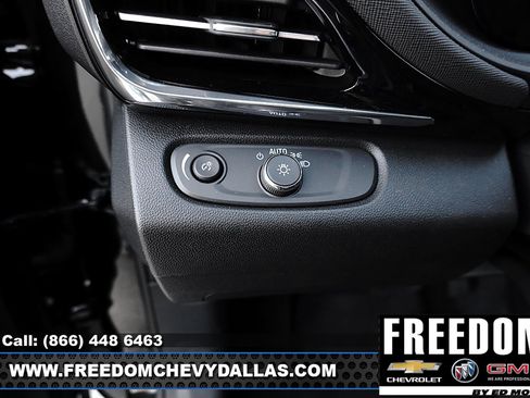 Used 2026 Buick Envista Sport Touring w/ Convenience I Package FWD image 19