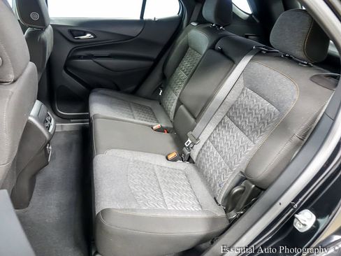 Used 2022 Chevrolet Equinox LT image 11