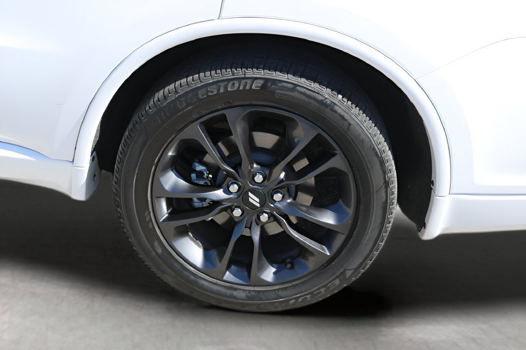 Used 2025 Dodge Durango GT w/ Blacktop Package RWD image 19