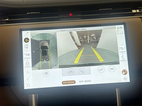 Certified 2025 Land Rover Range Rover SE image 14