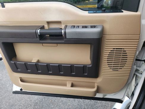 Used 2015 Ford F350 Lariat w/ Lariat Ultimate Package image 18