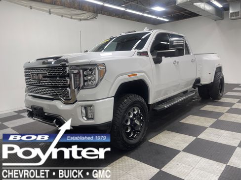 Used 2023 GMC Sierra 3500 Denali image 1