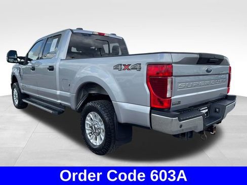 Used 2022 Ford F250 XLT w/ XLT Value Package AWD/4WD image 3