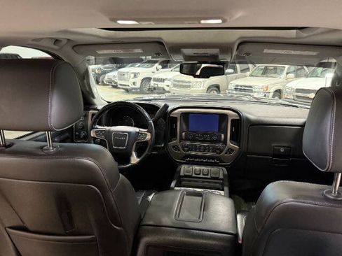Used 2015 GMC Sierra 2500 Denali w/ Duramax Plus Package AWD/4WD image 17