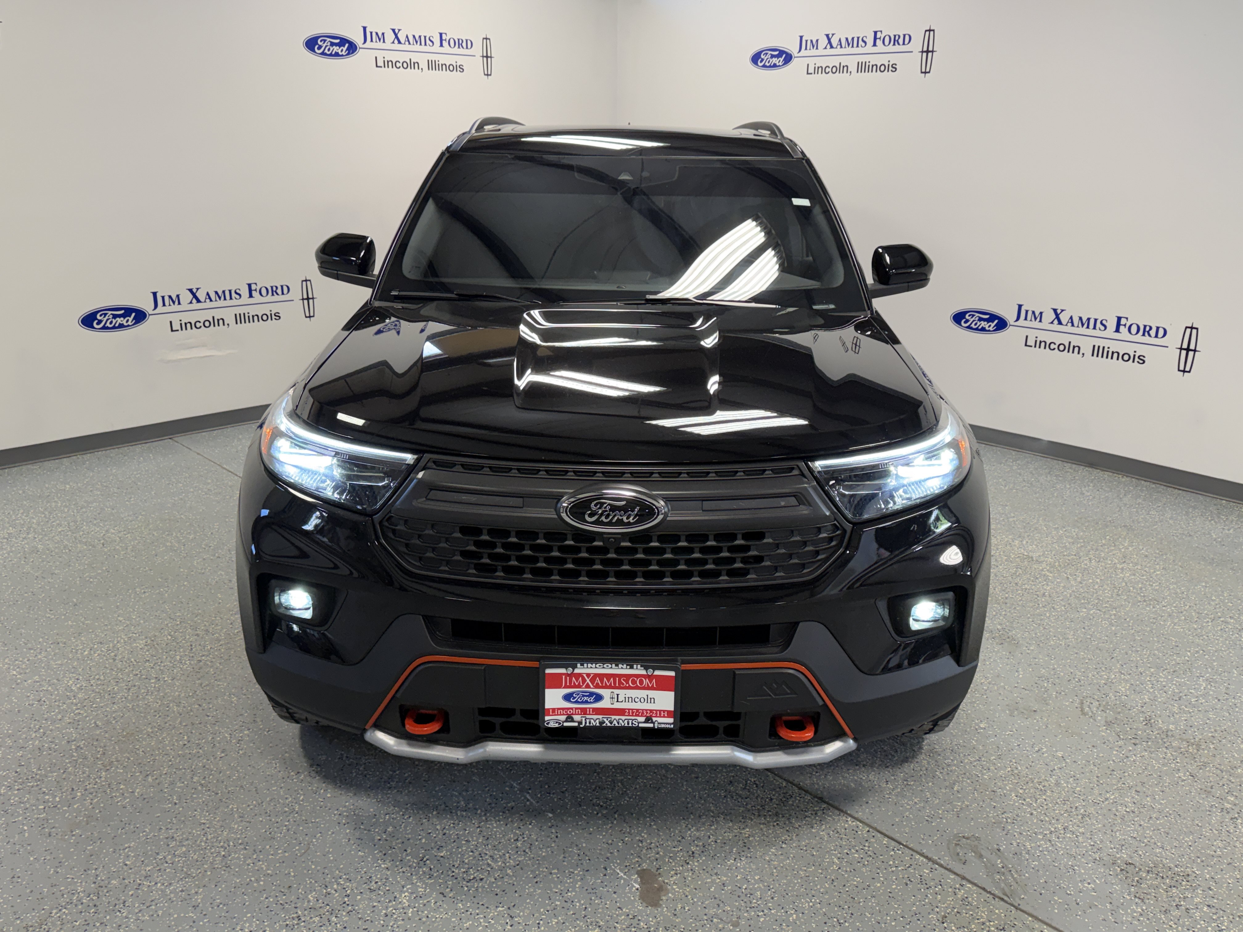 Used 2024 Ford Explorer Timberline w/ Timberline Technology Package AWD/4WD image 2