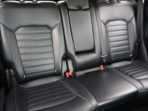 Used 2019 Ford Edge SEL w/ Equipment Group 201A image 19