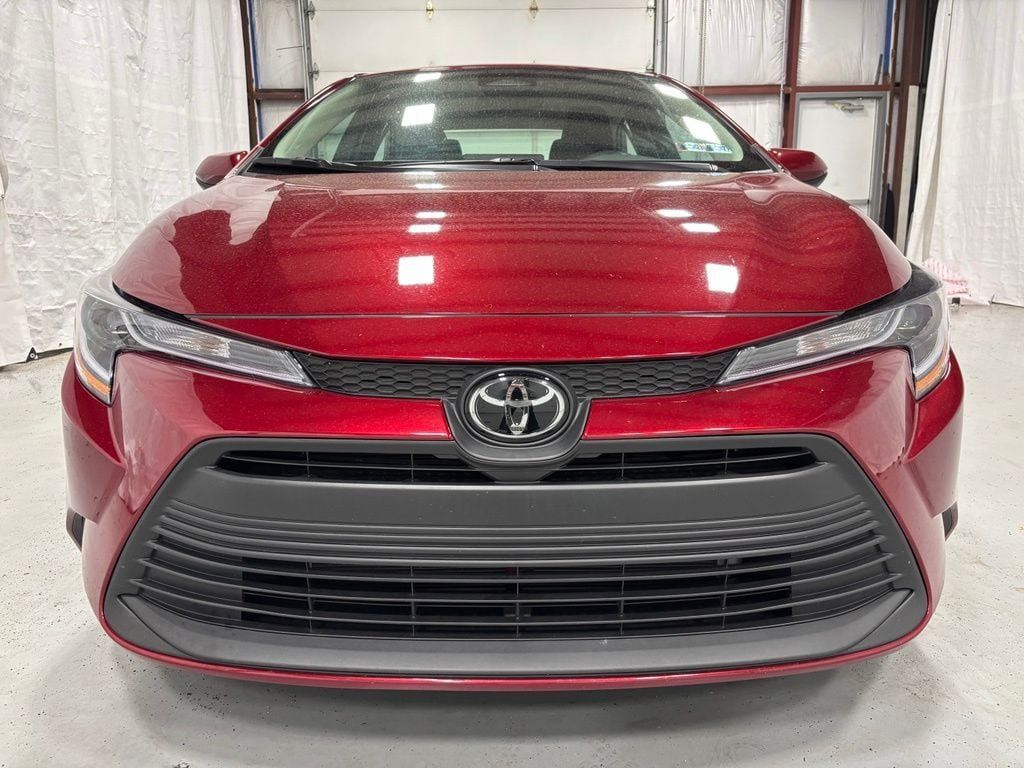 Used 2026 Toyota Corolla LE FWD image 2