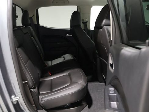 Used 2022 Chevrolet Colorado LT w/ Luxury Package image 21