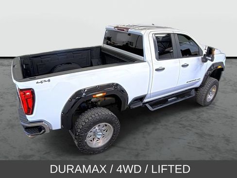 Used 2024 GMC Sierra 2500 Pro w/ 1SA Pro Safety Plus Package AWD/4WD image 4