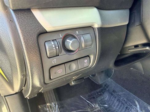 Used 2009 Subaru Outback 2.5i Special Edition w/ Popular Equipment Group 2A AWD/4WD image 32