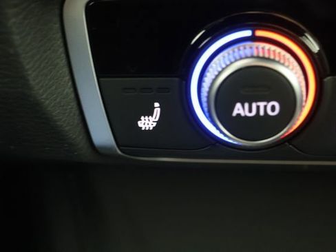 Used 2022 Audi Q3 2.0T Premium image 16