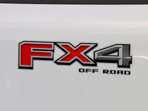 New 2026 Ford F250 XLT w/ XLT Premium Package image 8