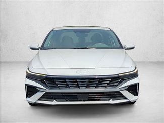 Used 2025 Hyundai Elantra SEL FWD video 2