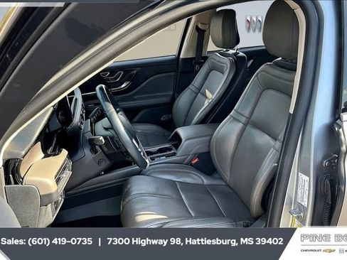 Used 2023 Lincoln Corsair Reserve w/ Equipment Group 202A image 18