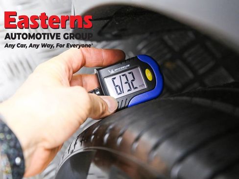 Used 2021 Tesla Model Y Long Range image 23