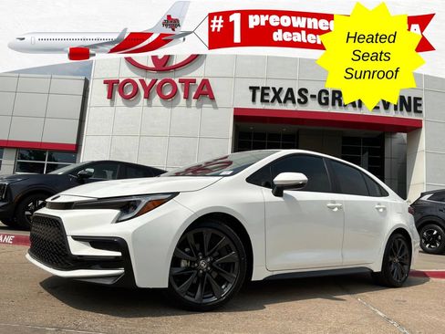 Used 2026 Toyota Corolla XSE FWD image 1