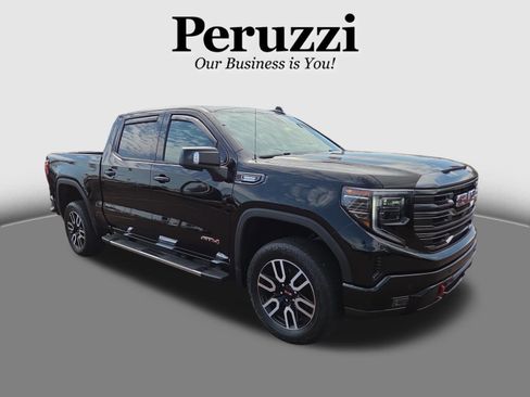 Used 2024 GMC Sierra 1500 AT4 w/ Technology Package AWD/4WD image 1