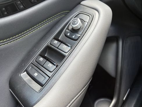 Used 2025 Subaru Outback Onyx Edition image 19