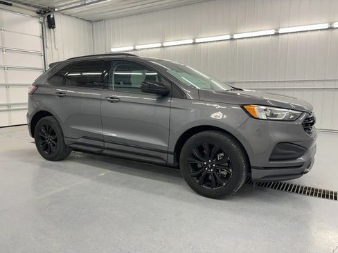 Used 2022 Ford Edge SE w/ Black Appearance Package AWD/4WD image 13