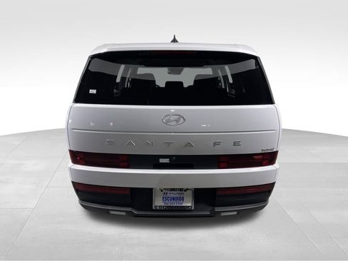 New 2026 Hyundai Santa Fe SE image 4