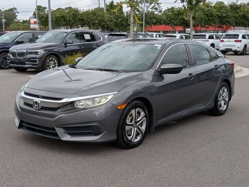 Used 2018 Honda Civic LX image 7